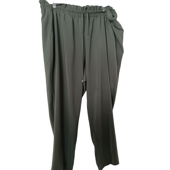 Torrid Sage Green Crepe pants size 2X - Picture 3 of 4